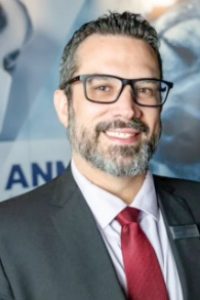 Méd.-Vet. Márcio Thomazo Mota